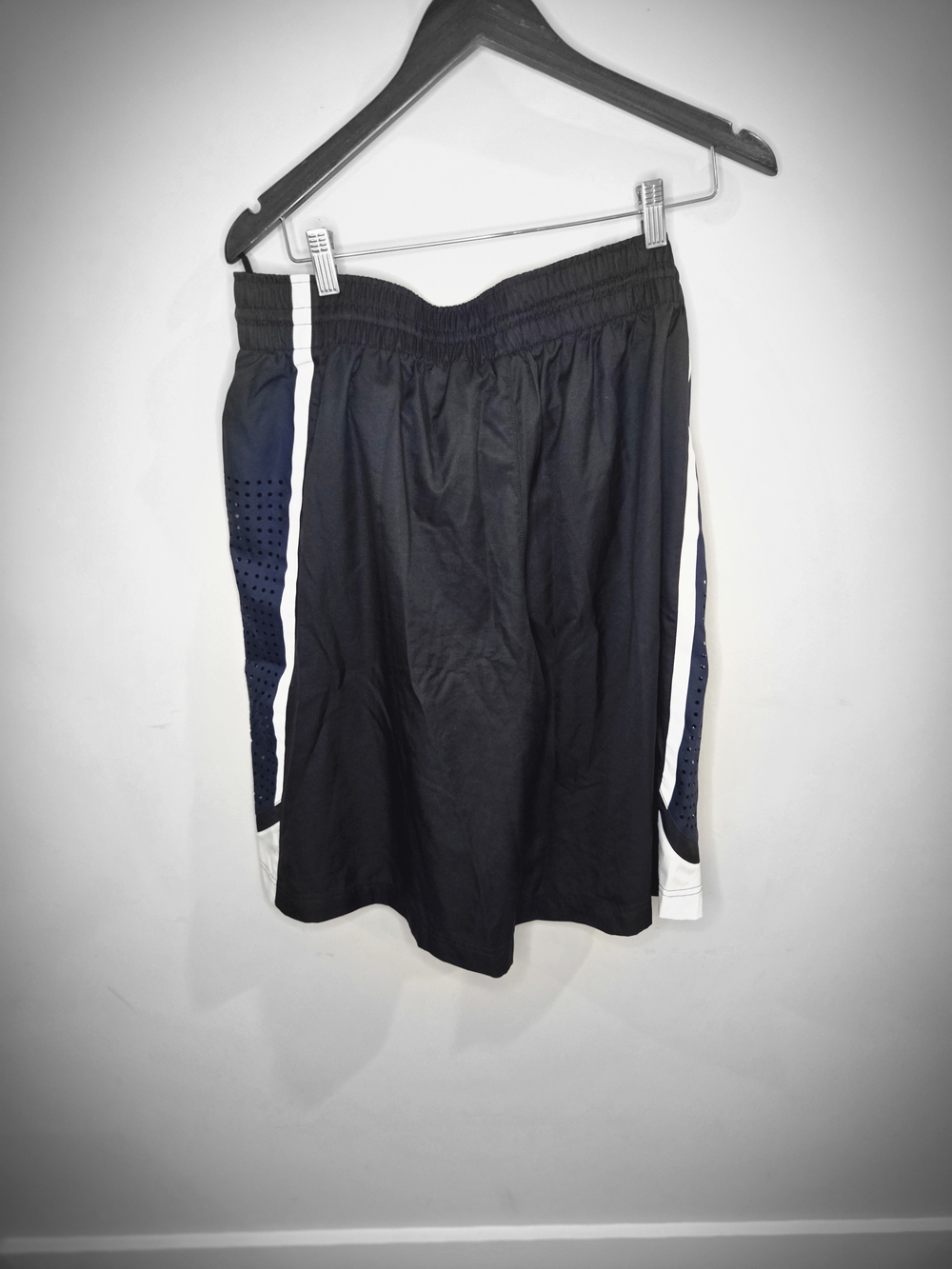 Gonzaga MBB Official Nike Shorts - Picture 3 of 3